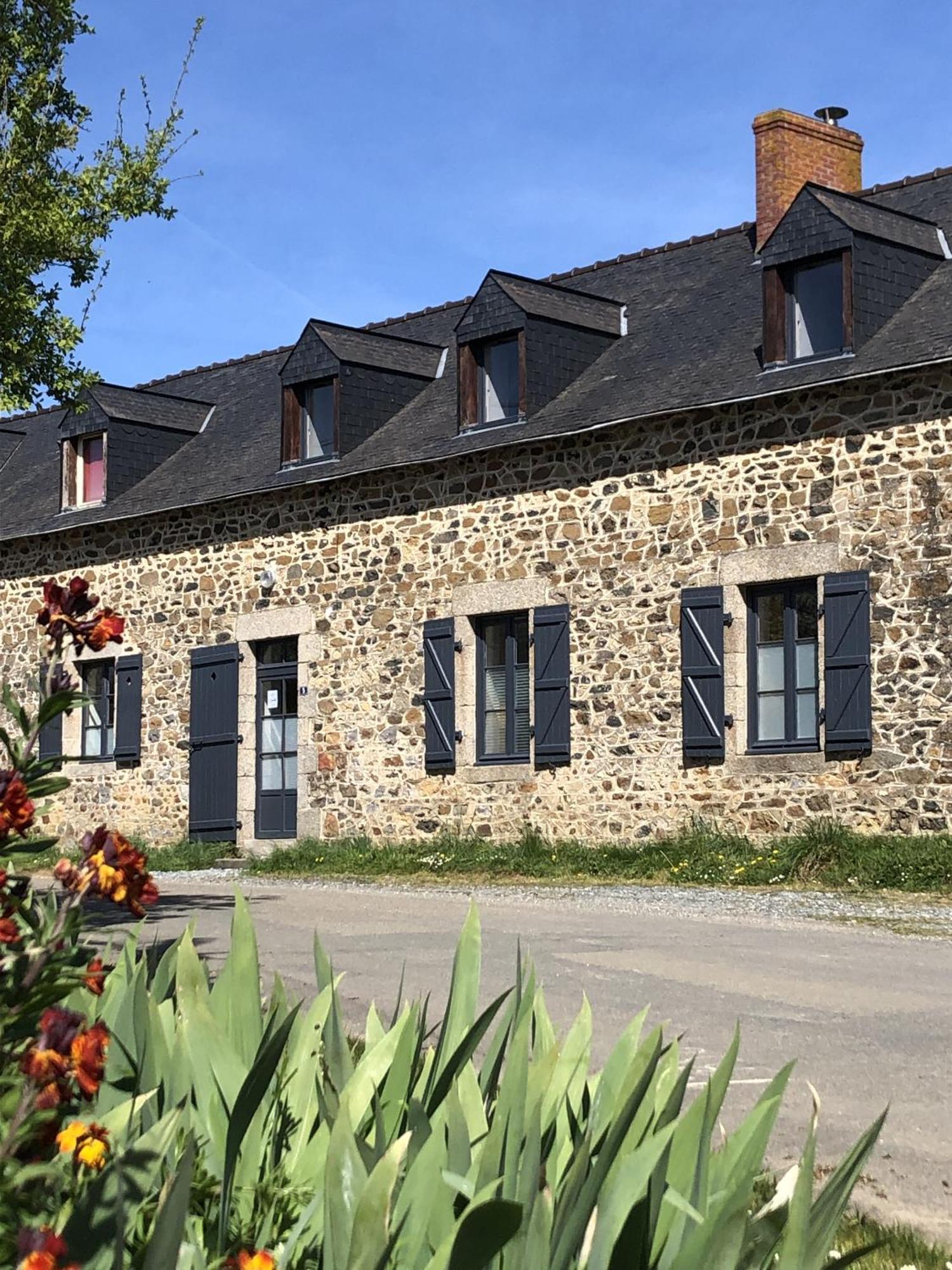 Gite Bonaty Villa Soulge-sur-Ouette Exterior photo